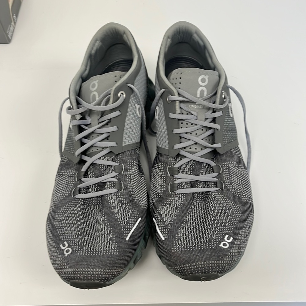 On cloud running shoes barely worn too small for my husband
